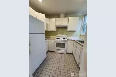 633 33rd Avenue E, Seattle, WA 98112 - Photo 7