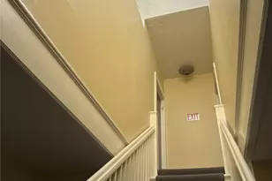 633 33rd Ave E, Seattle, WA 98112 - Photo 5