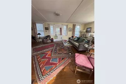 633 33rd Avenue E, Seattle, WA 98112 - Photo 11