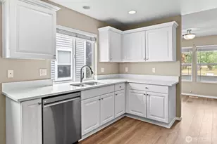 2237 Tolmie St, DuPont, WA 98327 - Photo 11