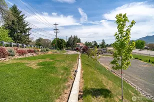 2440 Rock Island Rd, East Wenatchee, WA 98802 - Photo 15