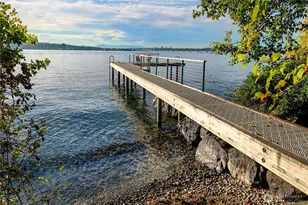 2425 Evergreen Point Rd, Medina, WA 98039 - Photo 33