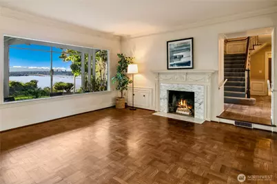 2425 Evergreen Point Road, Medina, WA 98039 - Photo 15