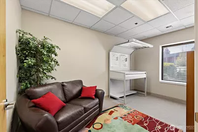 21021 66th Avenue W, Lynnwood, WA 98036 - Photo 7