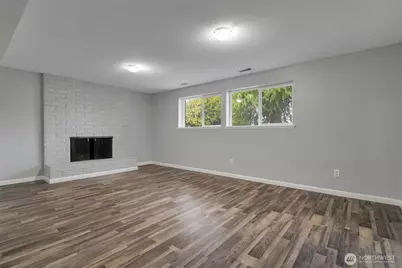 1102 Tule Lake Rd S, Tacoma, WA 98444 - Photo 5