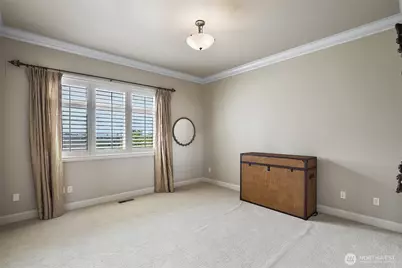 9820 NE 16th Street, Bellevue, WA 98004 - Photo 23