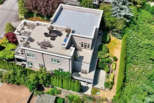 9820 NE 16th St, Bellevue, WA 98004 - Photo 37