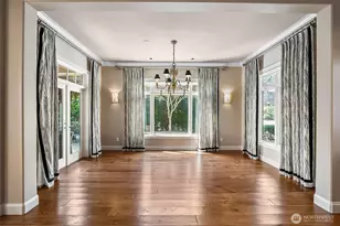 9820 NE 16th St, Bellevue, WA 98004 - Photo 5