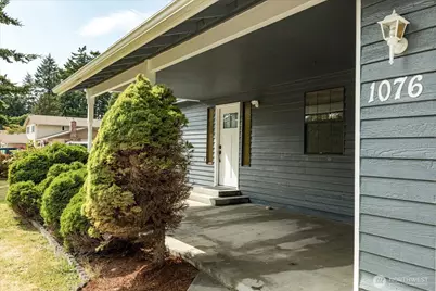 1076 NW Kitsap Terrace, Oak Harbor, WA 98277 - Photo 3
