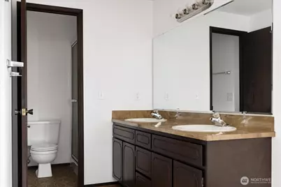 1076 NW Kitsap Terrace, Oak Harbor, WA 98277 - Photo 21