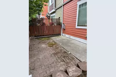 6829 Weedin Place NE, Seattle, WA 98115 - Photo 21