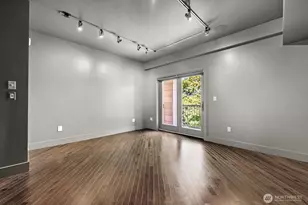 745 Bellevue Ave E, Seattle, WA 98102 - Photo 25