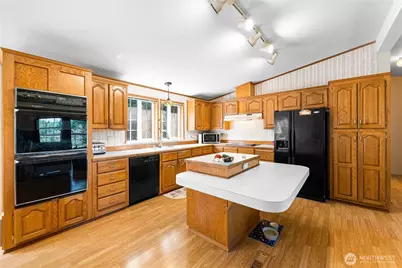 301 Salmonberry Lane, Friday Harbor, WA 98250 - Photo 11