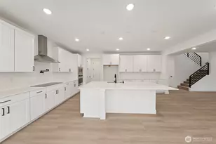 20305 145th St E, Bonney Lake, WA 98391 - Photo 7