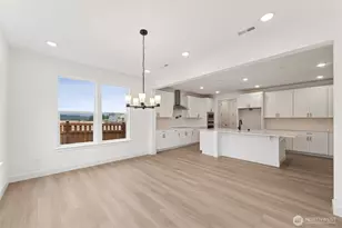 20305 145th St E, Bonney Lake, WA 98391 - Photo 13