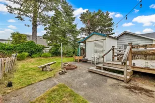 1205 49th St, Seaview, WA 98644 - Photo 25