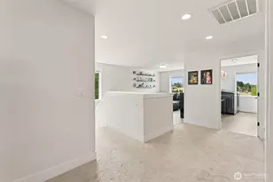 14717 73rd St E, Sumner, WA 98390 - Photo 17