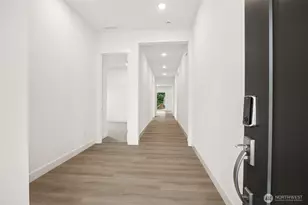 10527 134th Dr NE, Lake Stevens, WA 98258 - Photo 3