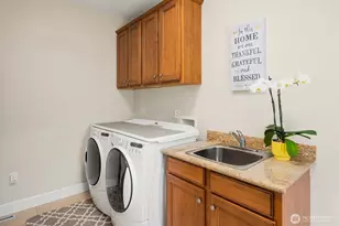 201 240th St SW, Bothell, WA 98021 - Photo 19