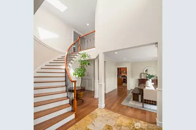 201 240th Street SW, Bothell, WA 98021 - Photo 3