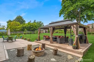 201 240th St SW, Bothell, WA 98021 - Photo 35