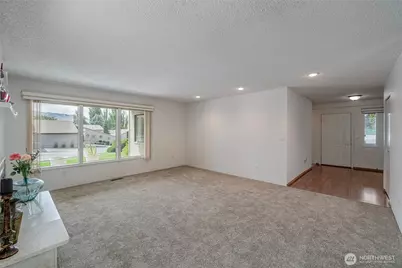 225 19th Street #31, East Wenatchee, WA 98802 - Photo 3