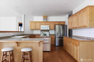 1341 SW Xavier Dr, Oak Harbor, WA 98277 - Photo 9