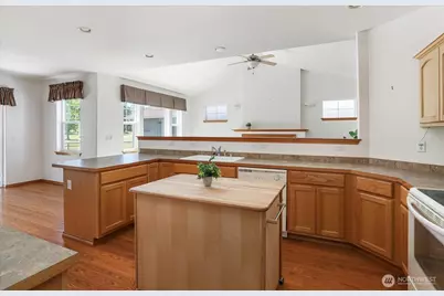 1341 SW Xavier Drive, Oak Harbor, WA 98277 - Photo 7