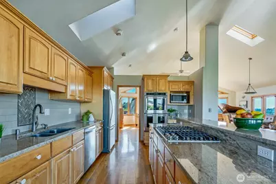 8705 Fenwick Loop SE, Olympia, WA 98513 - Photo 11