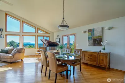 8705 Fenwick Loop SE, Olympia, WA 98513 - Photo 5