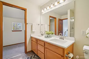 22727 NE 4th Pl, Sammamish, WA 98074 - Photo 19