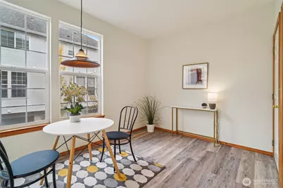 22727 NE 4th Place #117, Sammamish, WA 98074 - Photo 7