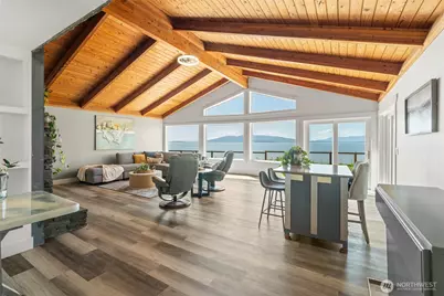 3161 Locust Avenue, Bellingham, WA 98225 - Photo 5