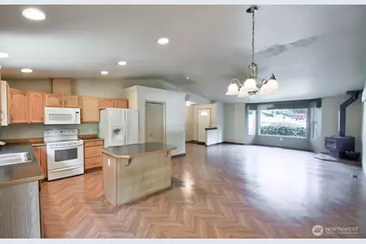 8221 Cedarwood Street SE, Tenino, WA 98589 - Photo 5