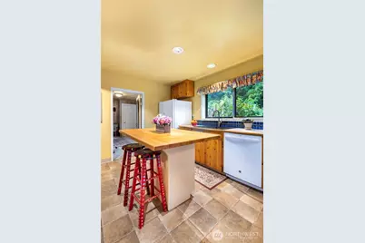 23606 SE Tiger Mountain Road, Issaquah, WA 98027 - Photo 9