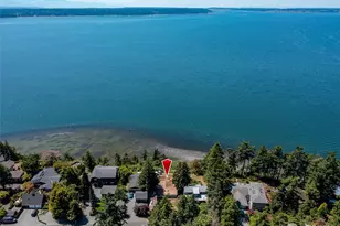 10 Edgewater Dr, Camano Island, WA 98282 - Photo 3