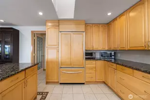 10 Edgewater Dr, Camano Island, WA 98282 - Photo 31