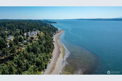 10 Edgewater Drive, Camano Island, WA 98282 - Photo 7