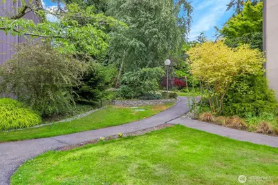 1541 NE 143rd Street #H5, Seattle, WA 98125 - Photo 27