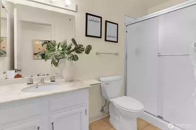 1541 NE 143rd Street #H5, Seattle, WA 98125 - Photo 17