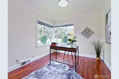 30 SE Bush Street, Issaquah, WA 98027 - Photo 9