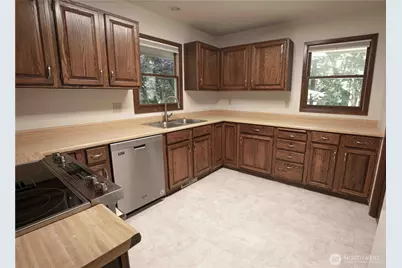 293154 Highway 101, Quilcene, WA 98376 - Photo 11