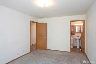 2148 SE 8th Drive, Renton, WA 98055 - Photo 9