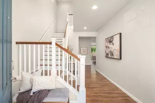 12611 37th Place NE, Lake Stevens, WA 98258 - Photo 3