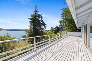 7541 Holiday Blvd, Anacortes, WA 98221 - Photo 5