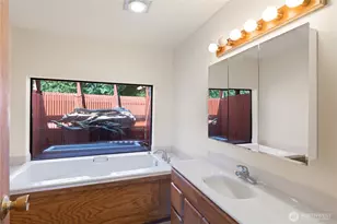 7541 Holiday Blvd, Anacortes, WA 98221 - Photo 19