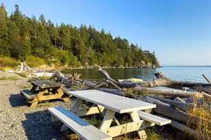 7541 Holiday Blvd, Anacortes, WA 98221 - Photo 29