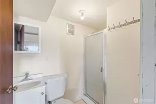 7541 Holiday Blvd, Anacortes, WA 98221 - Photo 21