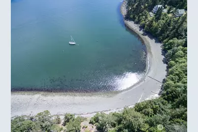 7541 Holiday Boulevard, Anacortes, WA 98221 - Photo 31