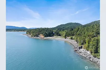 7541 Holiday Boulevard, Anacortes, WA 98221 - Photo 27